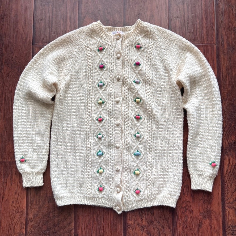 Lady Clansman Vintage Cardigan Women L Cream Wool Cable Knit Floral Embroidered